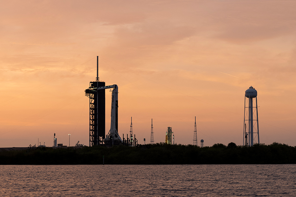 Vorbereitungen für den Space X-Flug ins Weltall im Nasa Kennedy Space Center (Bild: AFP Photo/Joel Kowsky/Nasa)