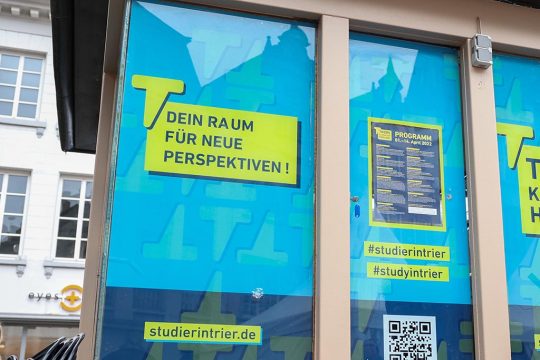 "Triers kleinster Hörsaal" Bild: Bastian Franz/Hochschule Trier)