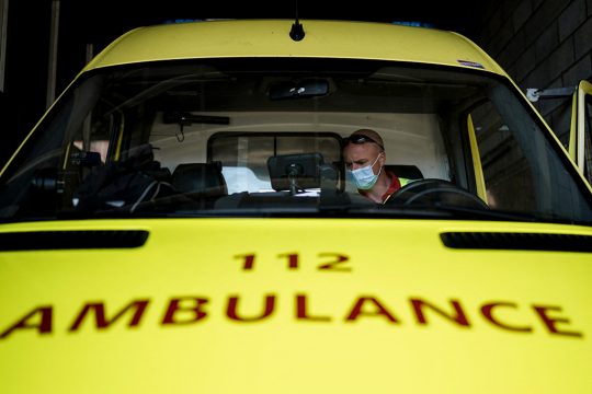 Rettungswagen (Illustrationsbild: Kenzo Tribouillard/AFP)