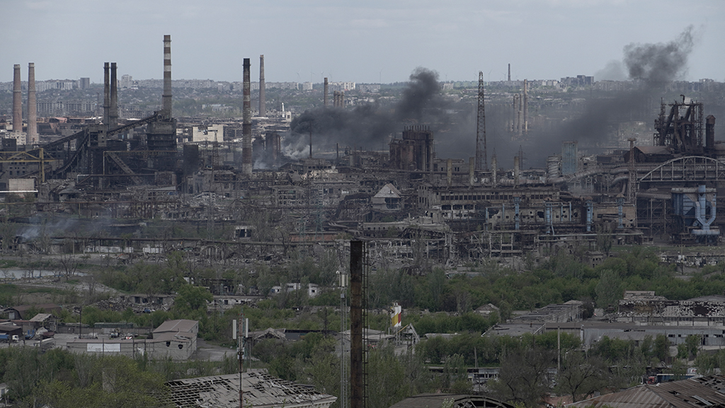 Stahlwerk in Mariupol (Bild: Stringer/AFP)