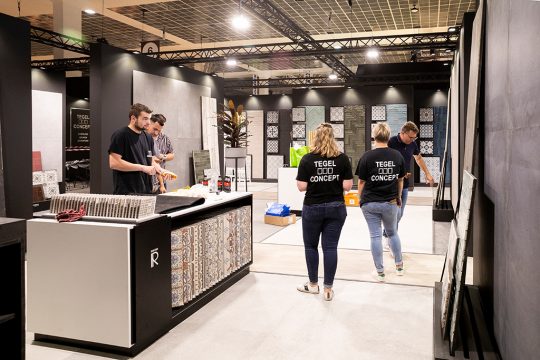 Letzte Vorbereitungen für die Batibouw am Freitag (Bild: Hatim Kaghat/Belga)