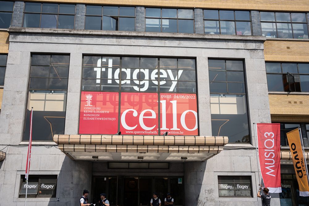 Eingang des Brüsseler Kulturzentrums Flagey (Bild: Juliette Bruynseels/Belga)