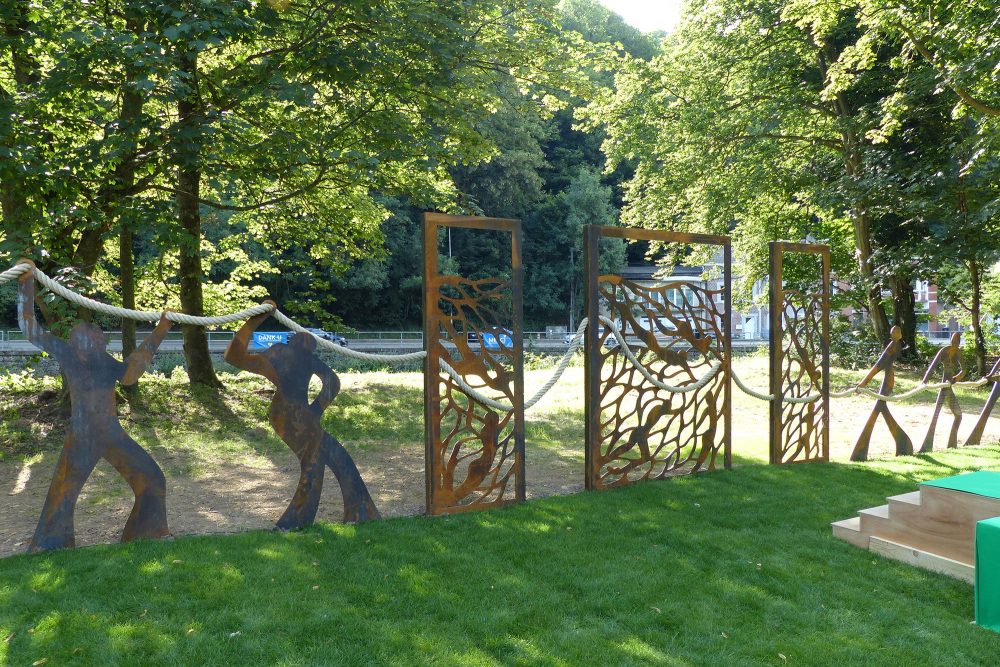 Denkmal für die Flutopfer in Chaudfontaine (Bild: Laurent Cavenati/Belga)