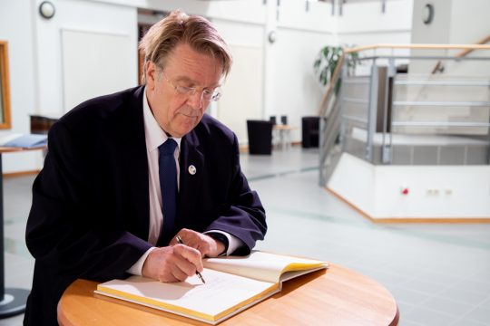 Martin Kotthaus, Botschafter der Bundesrepublik Deutschland beim Königreich Belgien, hat am Montag den BRF besucht (Bild: Olivier Krickel/BRF)