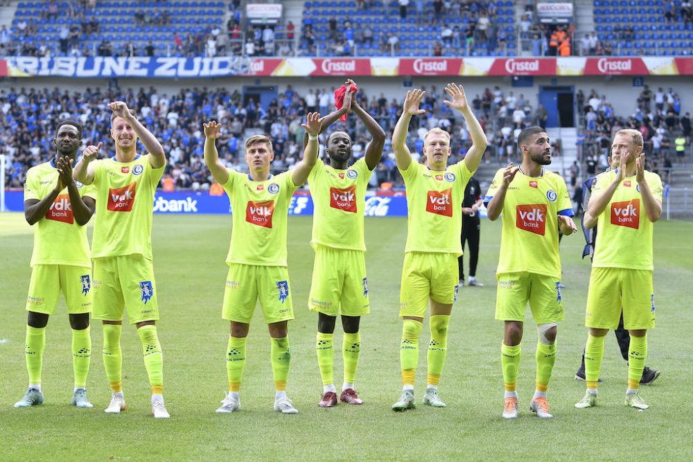 Gent feiert den Sieg in Genk (Bild: Johan Eyckens/Belga)