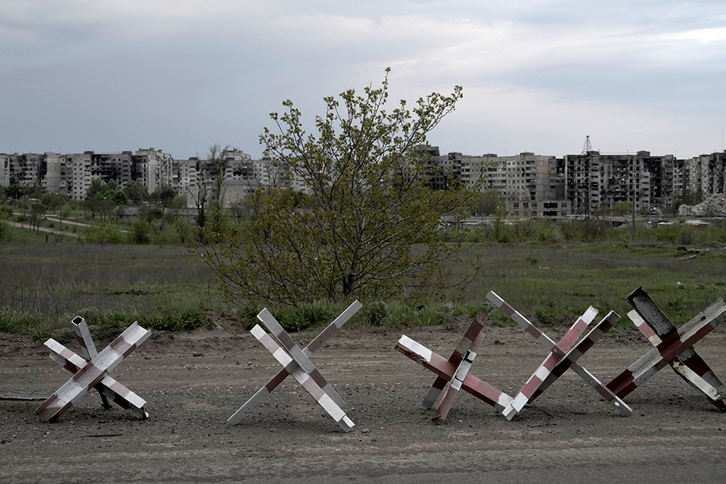 Blick auf Mariupol am Montag (Bild: STR/AFP)