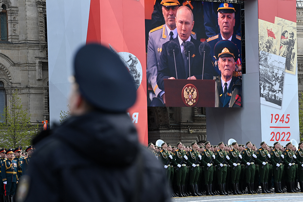 Rede von Putin bei der Militärparade in Moskau (Bild: Kirill Kudryavtsev/AFP)