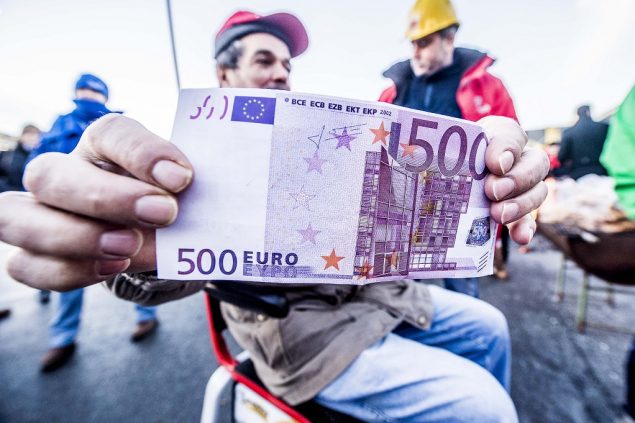 500-Euro-Schein (Bild: Filip DeSmet/Belga)