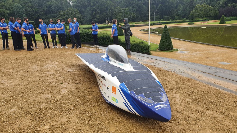 Solar-Fahrzeug "Bluepoint Atlas" (Bild: Emiel Carter/Belga)