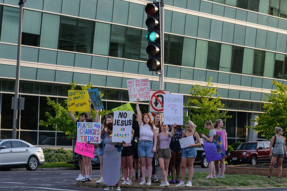 Demo gegen die Entscheidung des Supreme Courts in in St. Louis, Missouri (Bild: Angela Weiss/AFP)