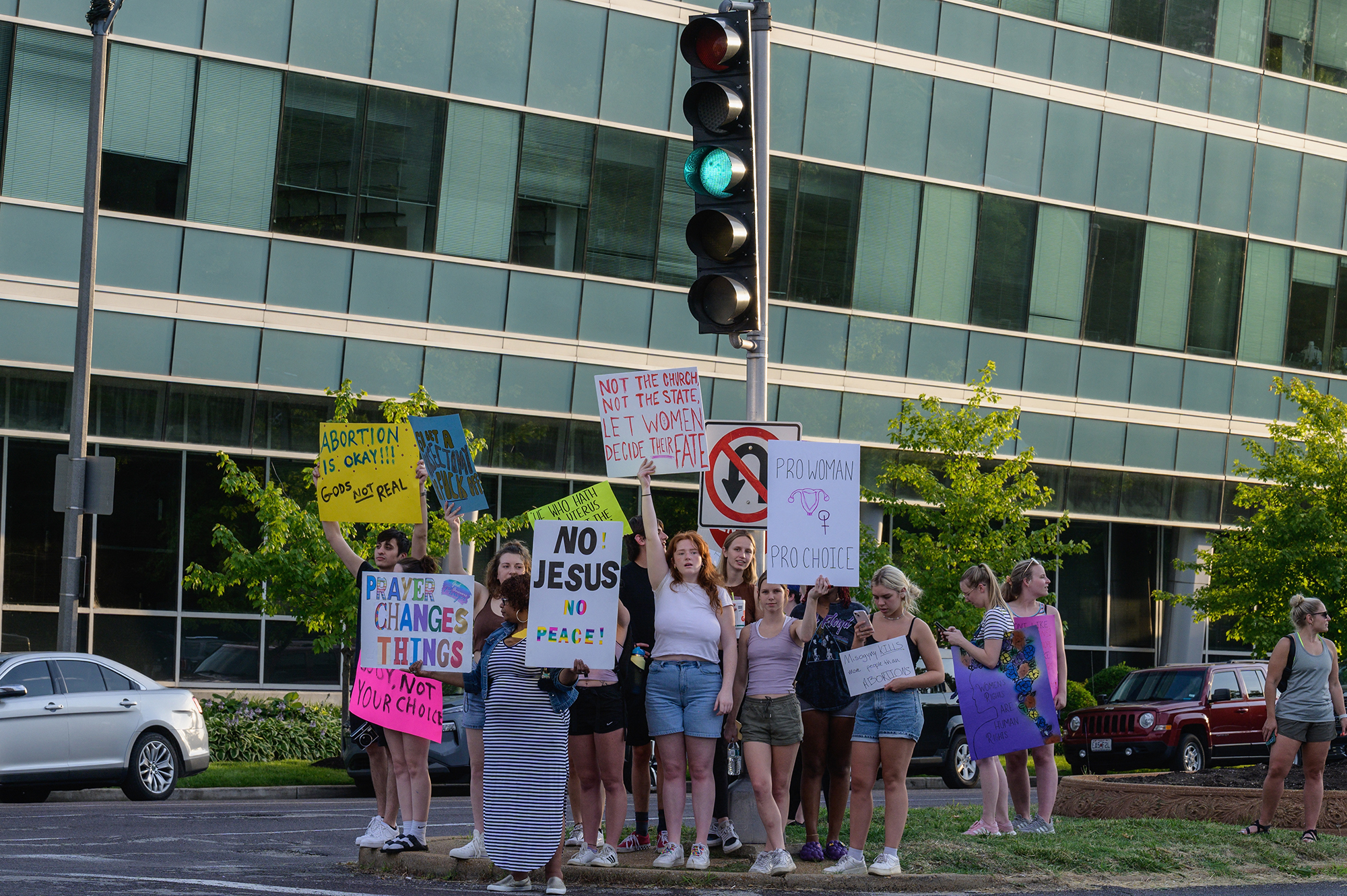 Demo gegen die Entscheidung des Supreme Courts in in St. Louis, Missouri (Bild: Angela Weiss/AFP)