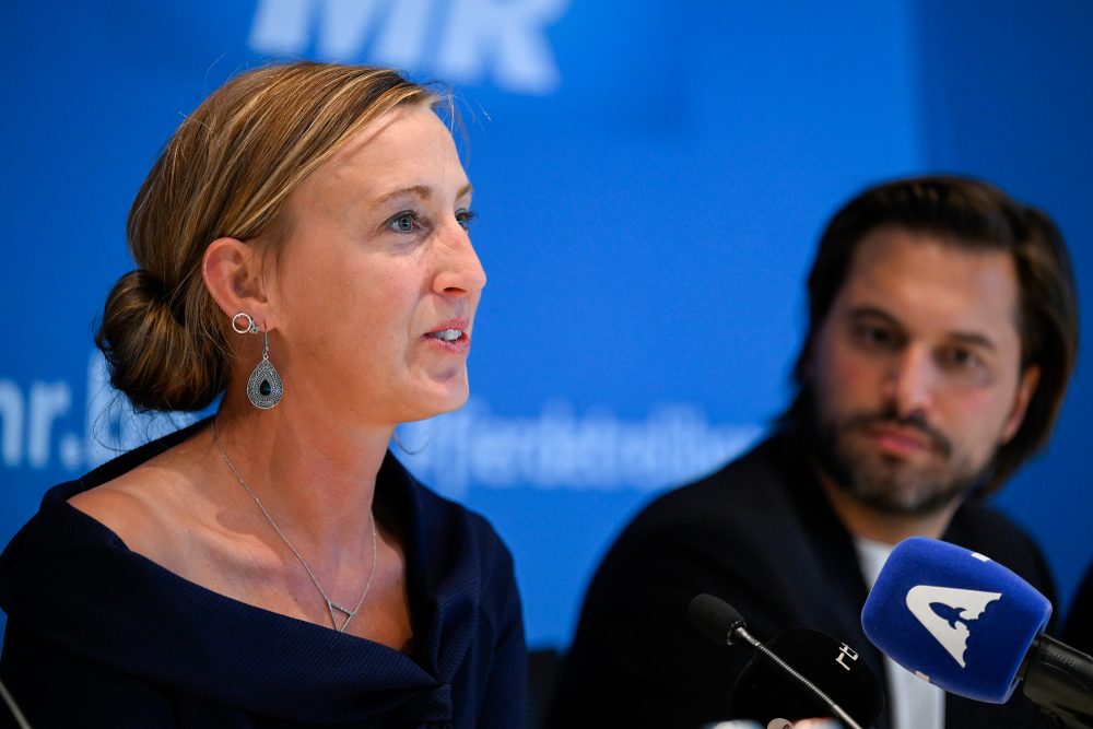 Kattrin Jadin und Georges-Louis Bouchez bei der Pressekonferenz der MR am Mittwoch (Bild: Laurie Dieffembacq/Belga)