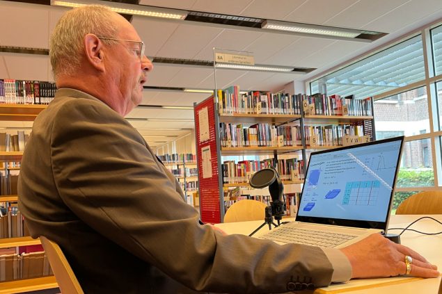 Lehrer Henri Lenaerts erklärt Mathe in Youtube-Videos