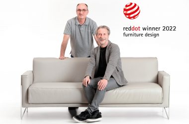 Rom gewinnt Red Dot Award für sein Sofa "Miller" (Bild: Möbel Rom)