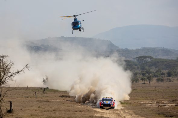 Thierry Neuville/Martijn Wydaeghe fahren in Kenia auf Platz fünf (Bild: Fabien Dufour/Hyundai Motorsport)