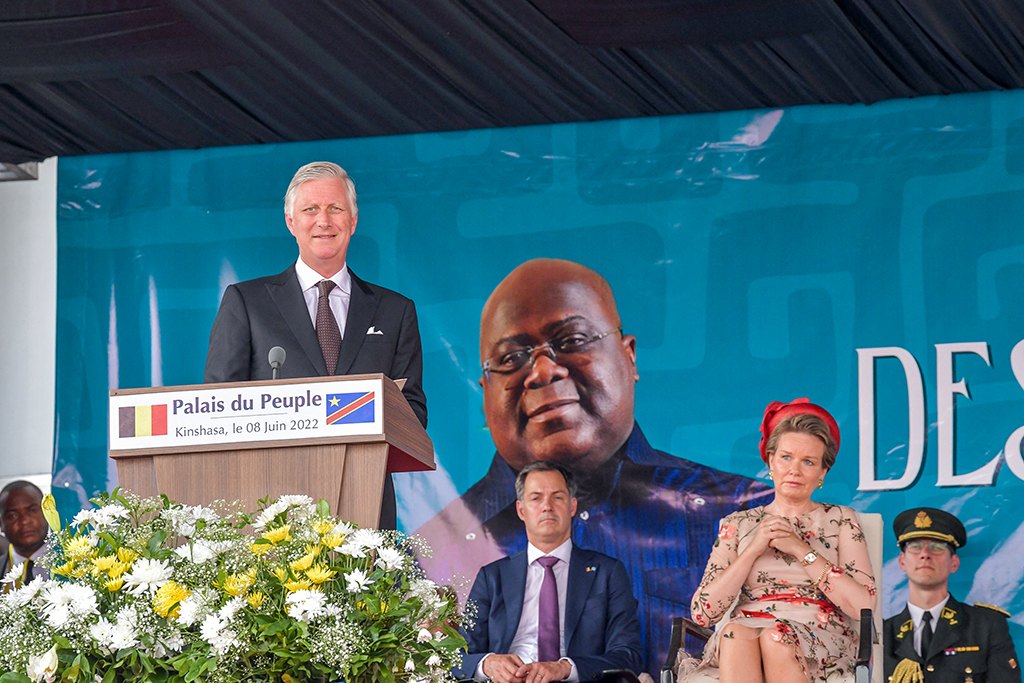 König Philippe bei seiner Rede im "Palais du Peuple" in Kinshasa, Sitz des kongolesischen Parlaments (Bild: Arsene Mpiana/AFP)