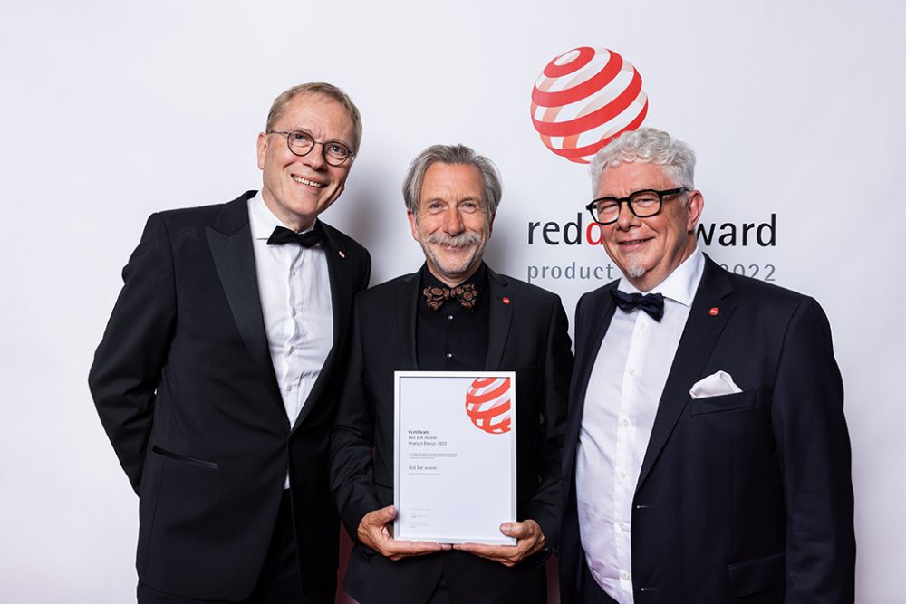 Rom gewinnt Red Dot Award für sein Sofa "Miller"