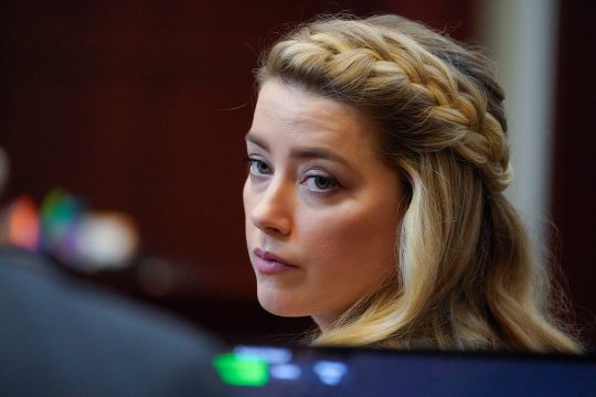 Die britische Schauspielerin Amber Heard (Bild: Steve Helber/POOL/AFP)