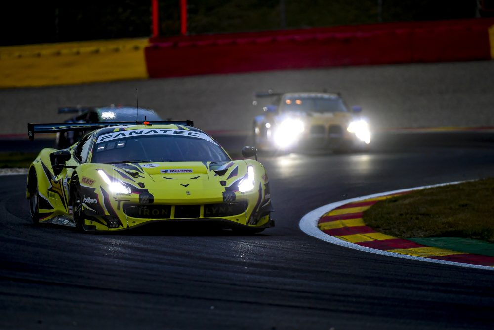 Der Ferrari #71 setzte im ersten Qualifying die Bestzeit (Bild: Jules Beaumont/SRO)