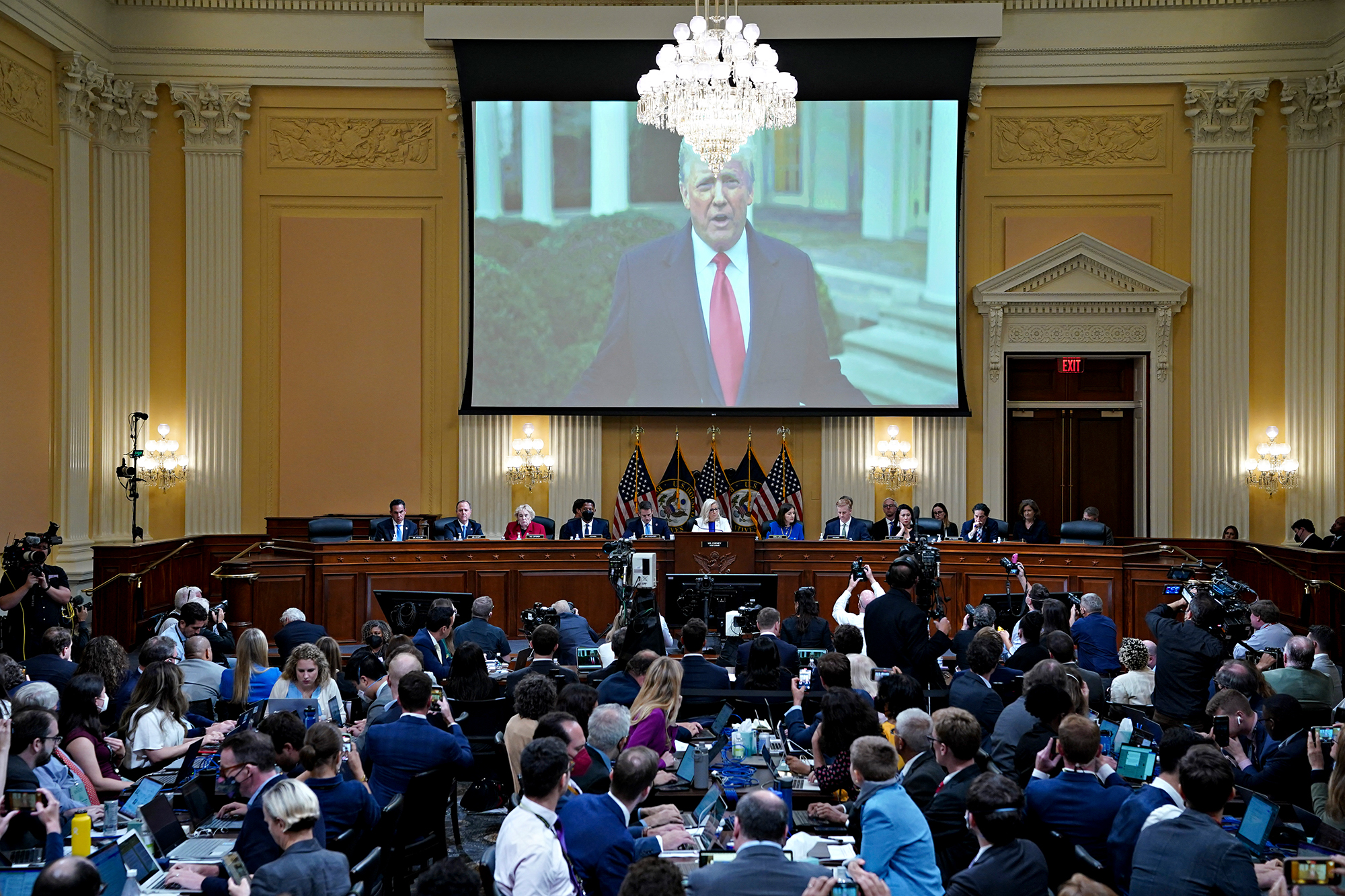 Sitzung des Untersuchungsausschusses zur Erstürmung des US-Kapitols am Donnerstag (Bild: Al Drago/AFP)