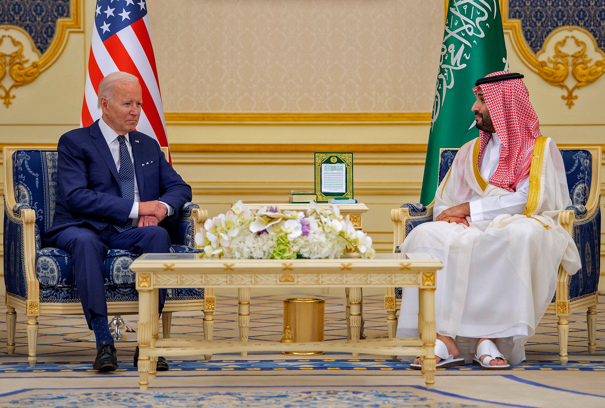 US-Präsident Joe Biden trifft den saudischen Kronprinzen Mohammed bin Salman (Bild: Bandar Al-Jaloud/Saudi Royal Palace/AFP)