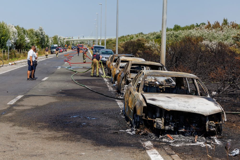 Ausgebrannte Autos in De Haan