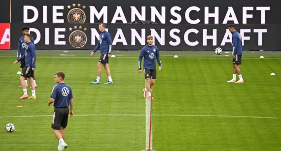 "Die Mannschaft" (Bild: John MacDougall/AFP)