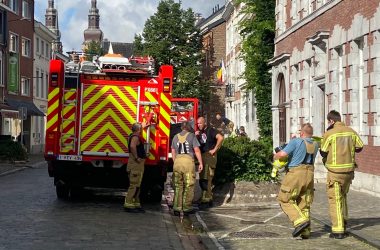 Rauch am Stadtmuseum Eupen - Mini-Feuerwehreinsatz in der Gospertstraße (Bild: Julia Slot/BRF)