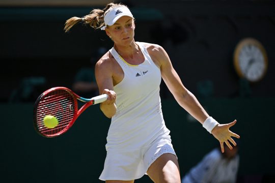 Jelena Rybakina (Bild: Sebastian Bozon/AFP)