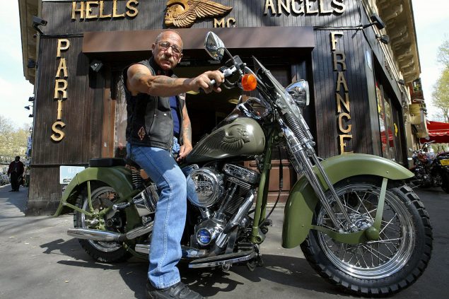Die "Hells Angels"-Führungsfigur Sonny Barger am 16.4.2004 in Paris (Bild: Joel Saget/AFP)