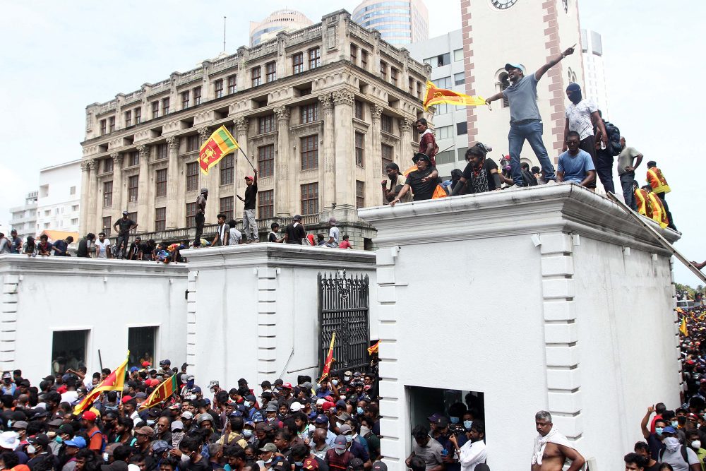 Präsidentenpalast in Colombo gestürmt (Bild: AFP)