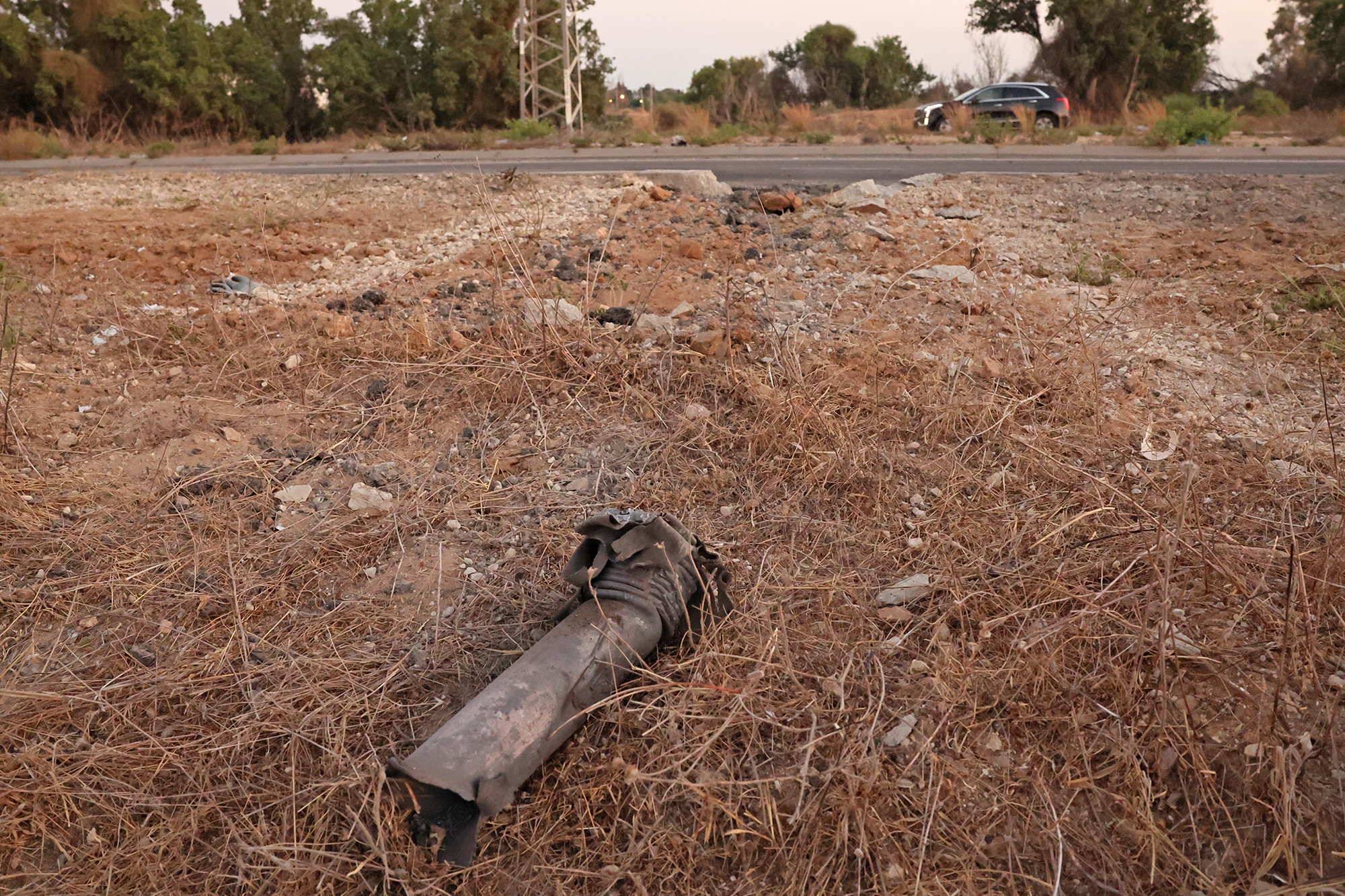 Überreste einer abgefeuerten Rakete in der Stadt Ashelon im Süden Israels (Bild: Jack Guez/AFP)