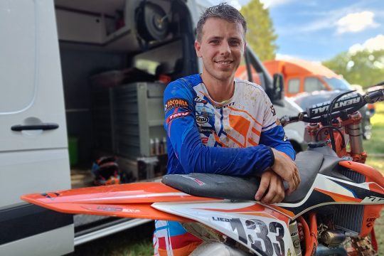 Motocross in Recht: Julien Lieber (Bild: Christophe Ramjoie/BRF)