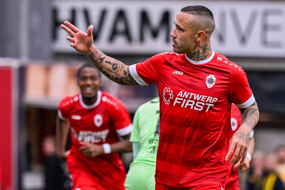 Radja Nainggolan trifft zwei Mal für Antwerp