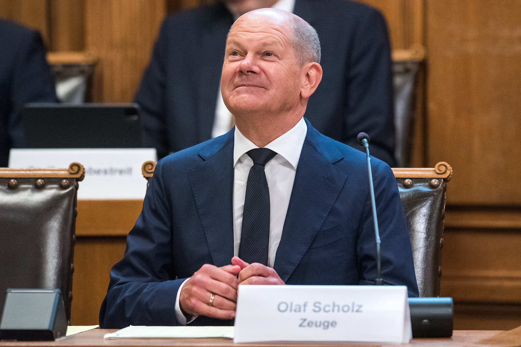 Der deutsche Bundeskanzler Olaf Scholz musste im Untersuchungsausschuss in der Hamburgischen Bürgerschaft aussagen (Bild: Daniel Bockwoldt/AFP)