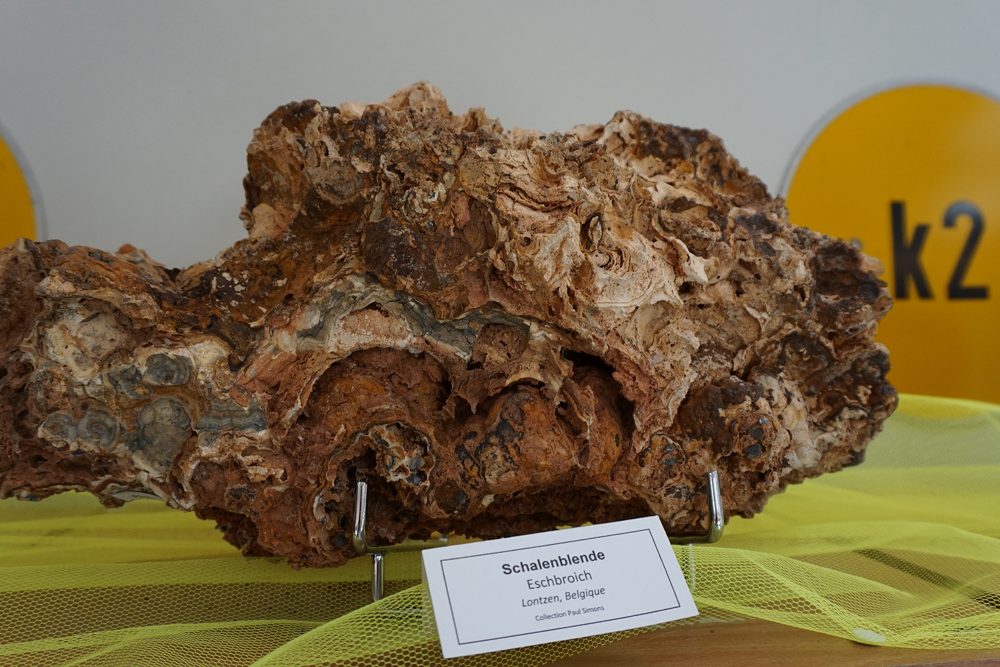 Schalenblende aus Lontzen