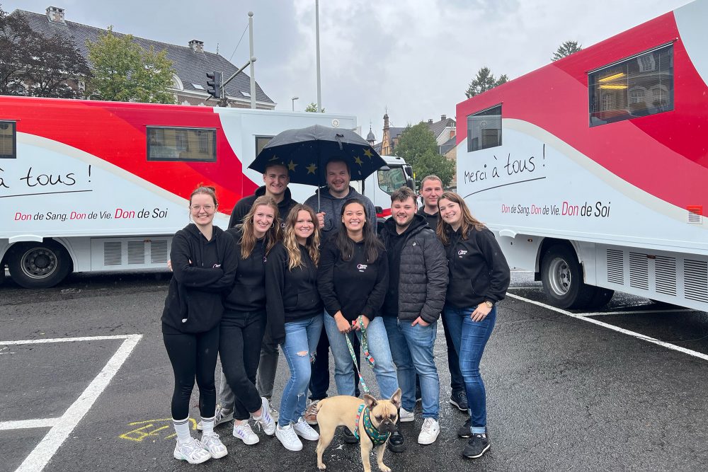 Blutspendeaktion der Jungen Mitte und des Roten Kreuzes in Eupen (Bild: Junge Mitte)