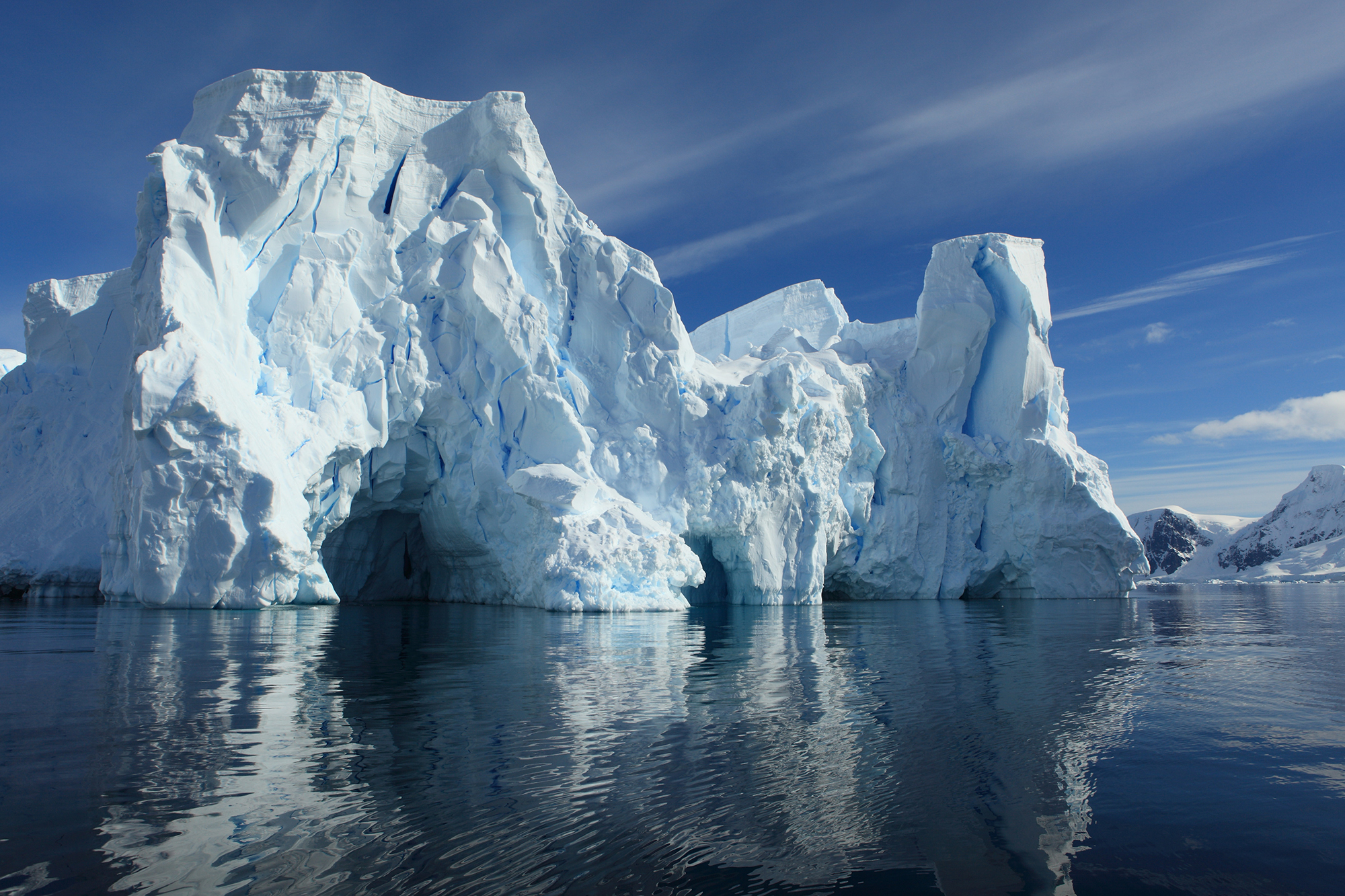 Eisberg in der Antarktis (Nild: © Roland Brack/Panthermedia)