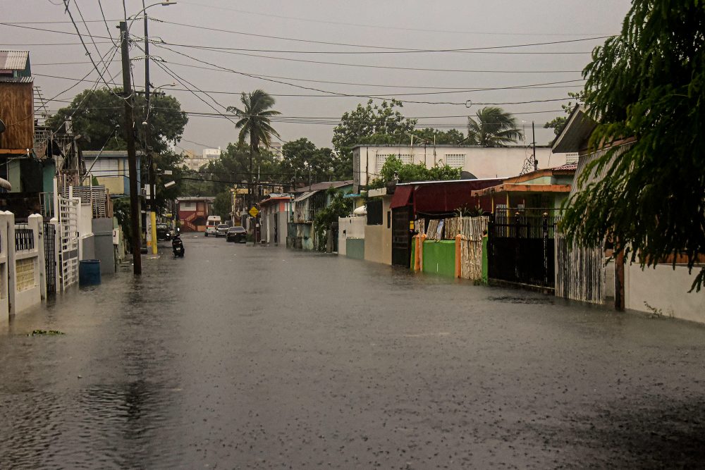 starken Regen und Überschwemmungen