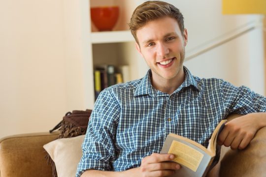 Im "Hotel Mama" lebt es sich oft recht angenehm (Illustrationsbild: © Wavebreakmedia ltd/Panthermedia)