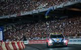 Thierry Neuville/Martijn Wydaeghe beim Auftakt der Rallye Griechenland im Olympia-Stadion von Athen (Bild: Romain Thuillier/Hyundai Motorsport )