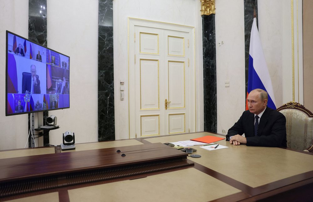 Wladimir Putin bei der Sitzung des russischen Sicherheitsrats am Freitag (Bild: Gavriil Grigorov/AFP)