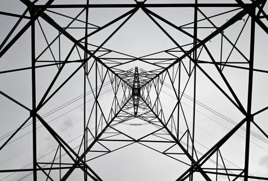 Strommast (Illustrationsbild)