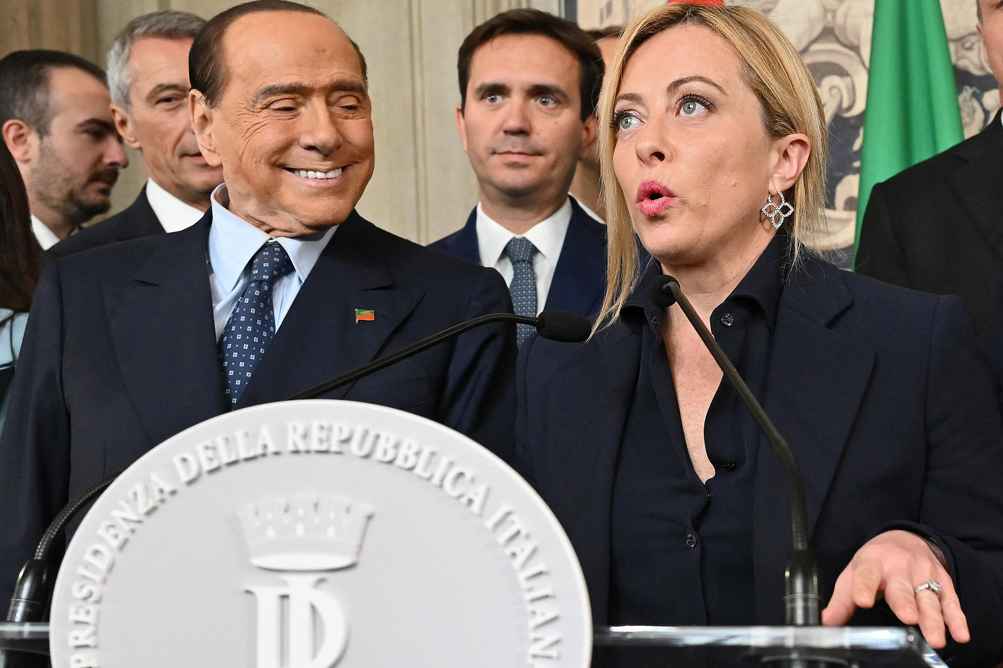 Silvio Berlusconi und Giorgia Meloni am Freitag in Rom (Bild: Ettore Ferrari/Ansa/AFP)