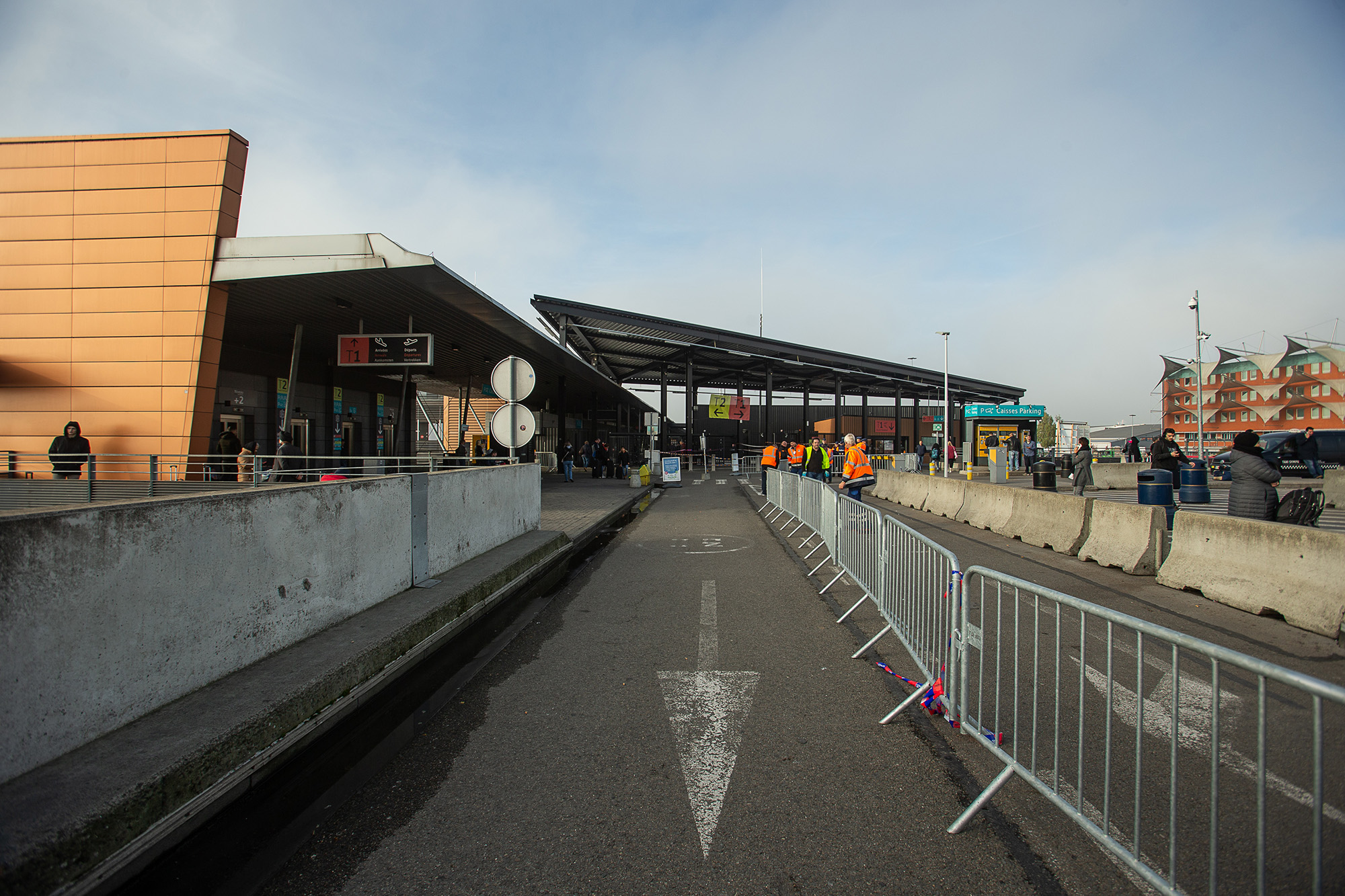 Kein Betrieb am Flughafen Charleroi (Bild vom 19. Oktober)