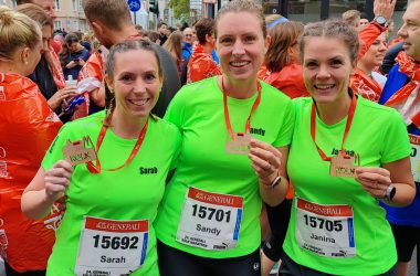 Sarah Maus, Sandy Holzheimer und Janina Holzheimer beim Halbmarathon in Köln (Bild: Andreas Jodocy)