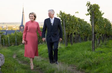 König Philippe und Königin Mathilde in den Weinbergen von Deidesheim (Bild: Benoit Doppagne/Belga)