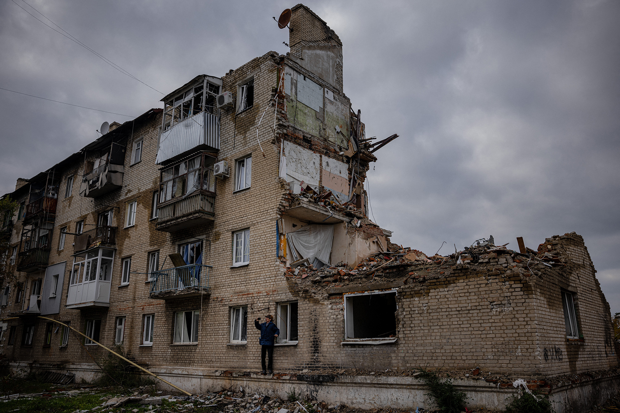 Lyman in der Region Donetzk am Freitag (Bild: Dimitar Dilkoff/AFP)