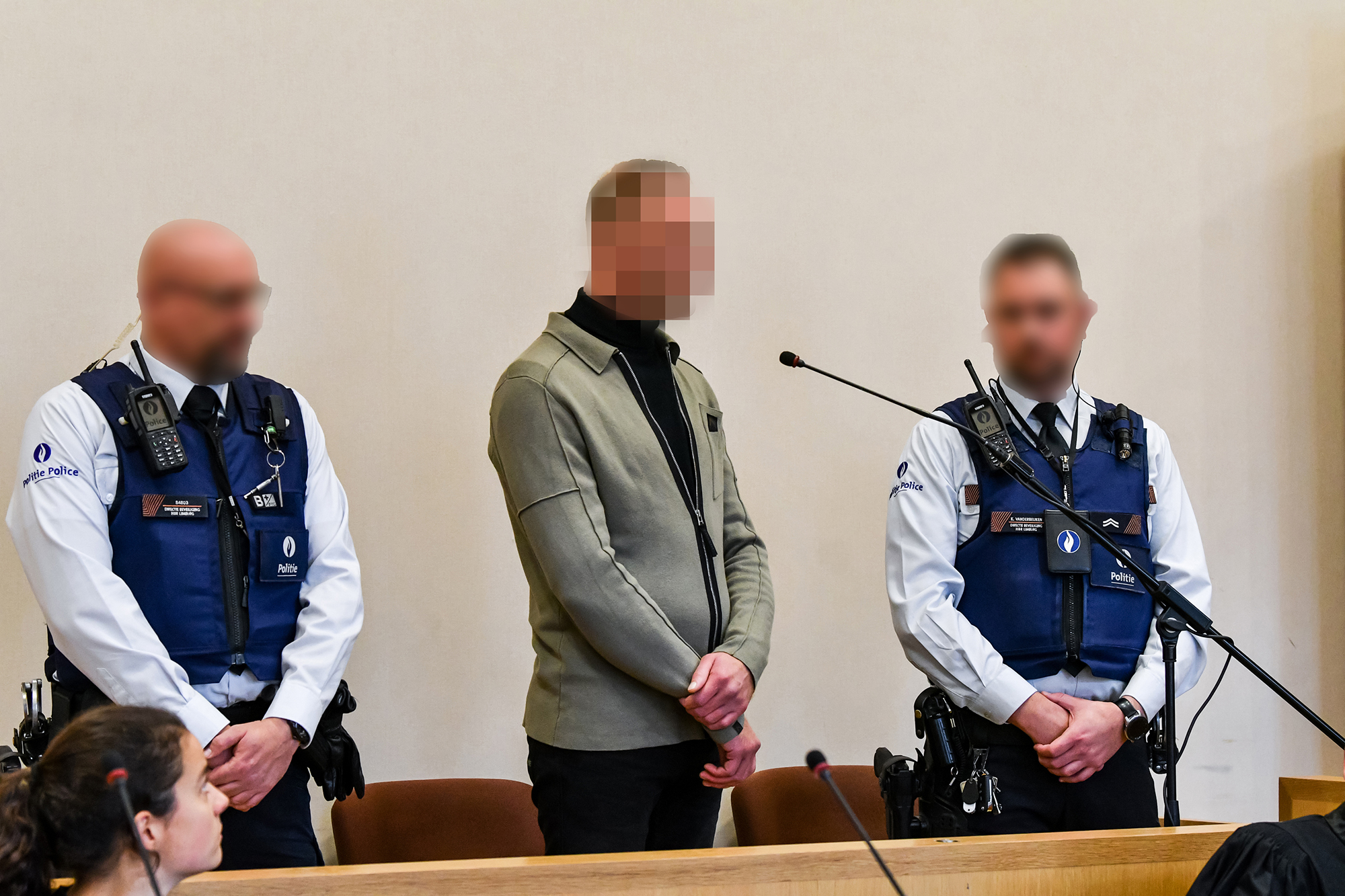Der Angeklagte Yvo T. im Strafgericht von Tongeren (Bild: Jill Delsaux/Belga)