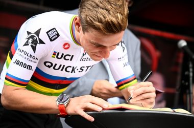 Empfang für Rad-Weltmeister Remco Evenepoel in Dilbeek (Bild: Jasper Jacobs/Belga)